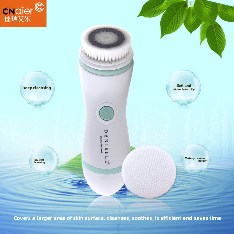 Facial cleansing device with green leaves and water droplets on a blue background, featuring the brand 'Cnaier'.